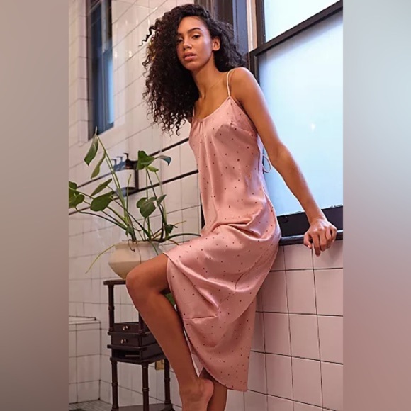 Free People Intimately Easy To Love Satin Slip Midi/Maxi Pink Hearts Dress Sz XS - Picture 1 of 12